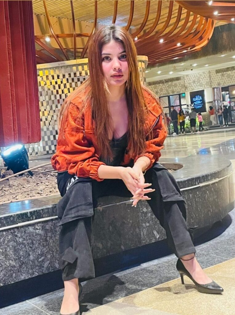 Multan Party Escort Girl