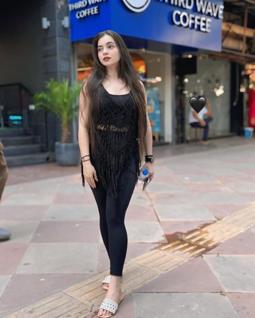 Beautiful Callgirl in Multan