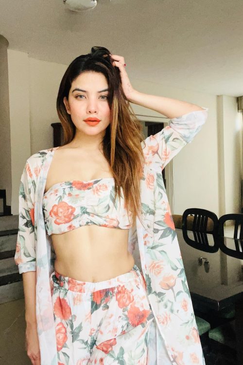 Multan Party Escort Girl